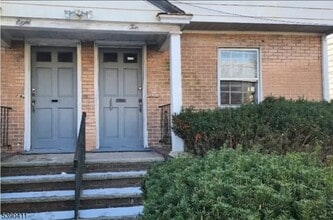 Building Photo - 10 McGotty Pl