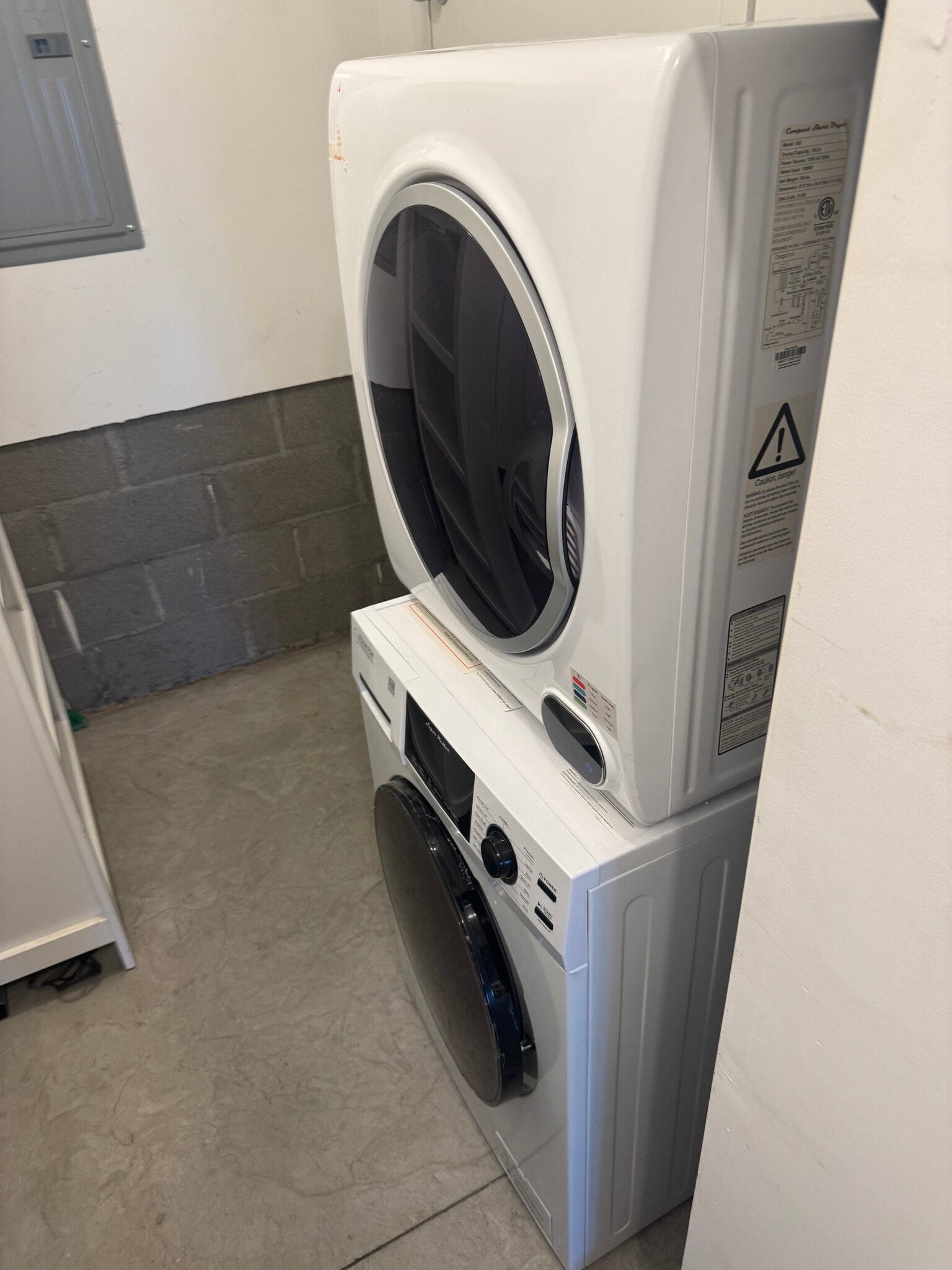 Building Photo - 342 S Mount Vernon Ave