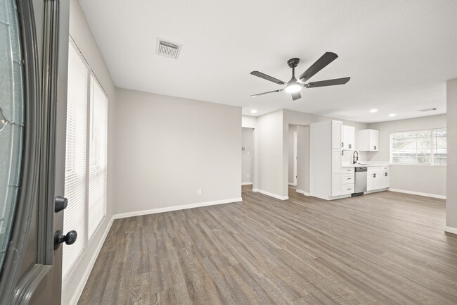 Building Photo - 7222 Wiley Rd