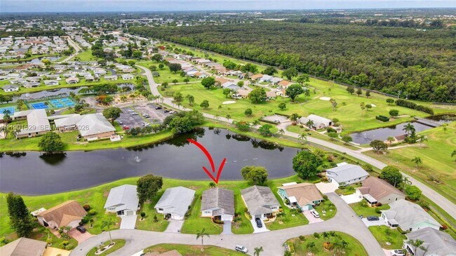 Building Photo - 3810 Rowena Cir