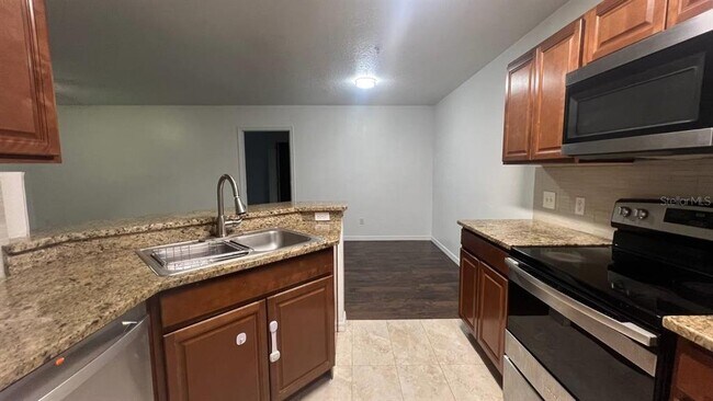 Building Photo - 6530 Swissco Dr