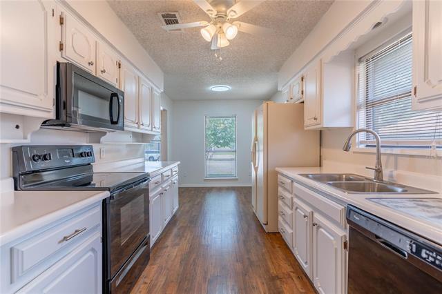 Building Photo - 1638 Brown Trail