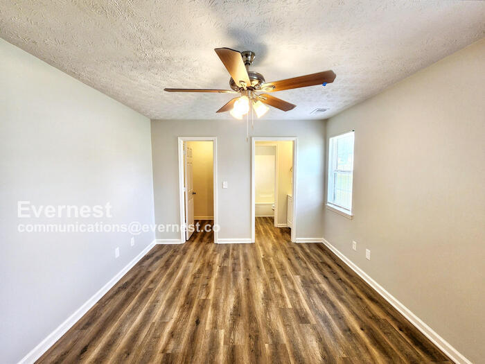 Building Photo - 303 Dove Point