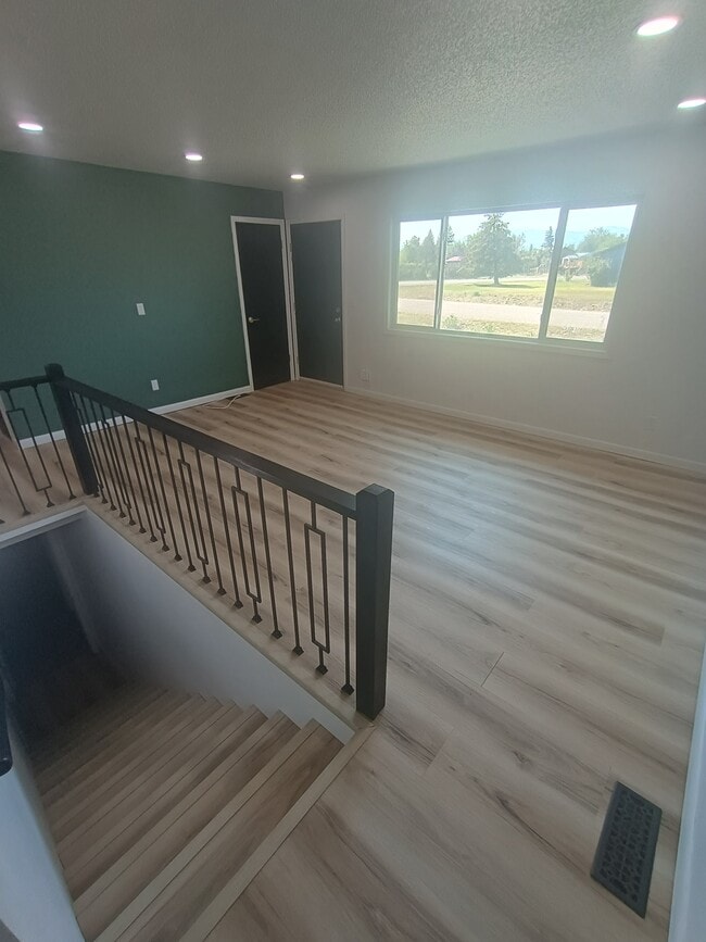 Building Photo - 2765 Bandera Dr