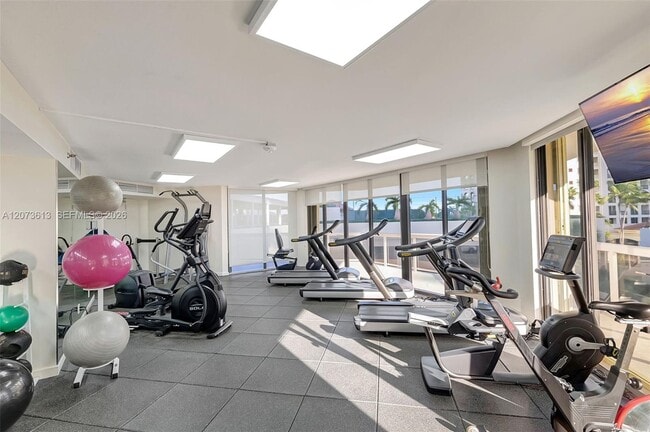 Building Photo - 20185 E Country Club Dr
