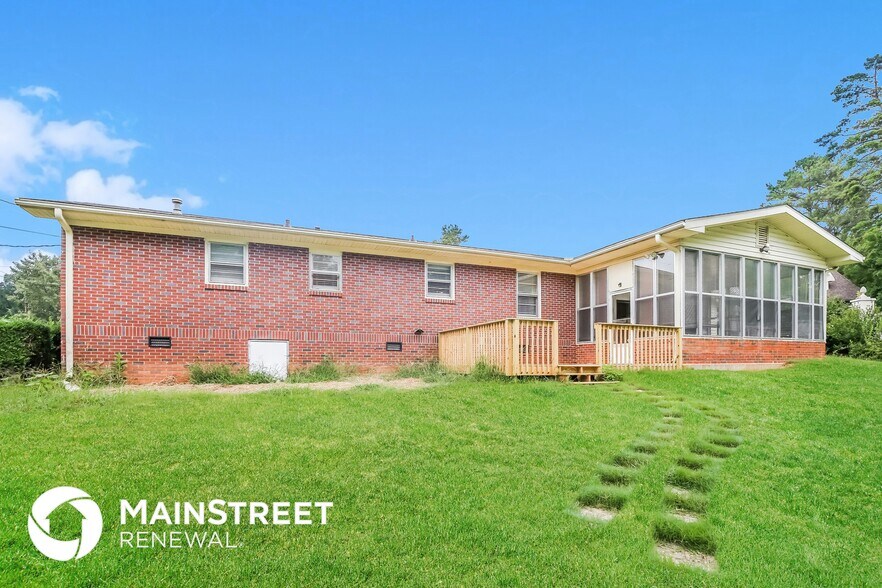 Building Photo - 2309 Stephens Cir