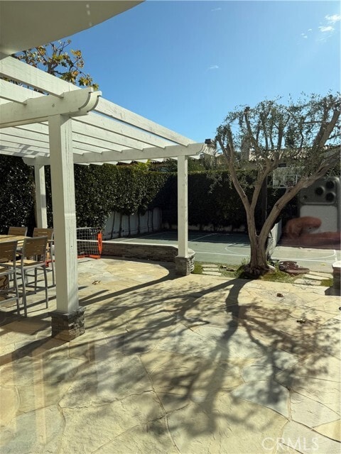 Building Photo - 1018 11th St