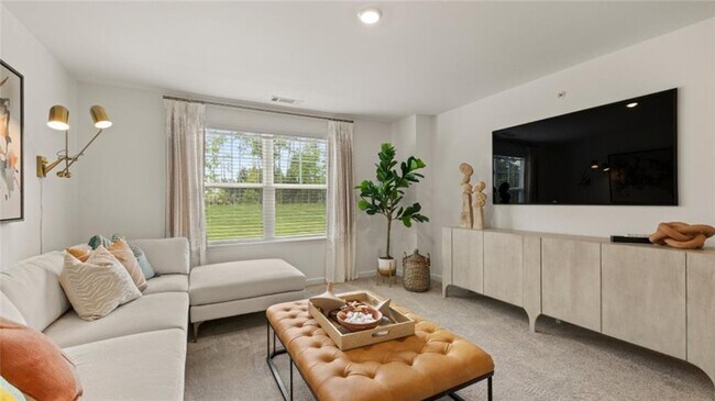 Building Photo - 2084 Pecan Dr