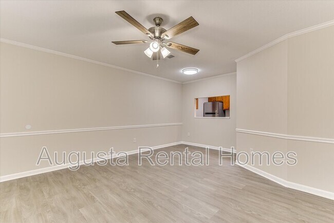 Building Photo - 204-1/2 W Buena Vista Ave
