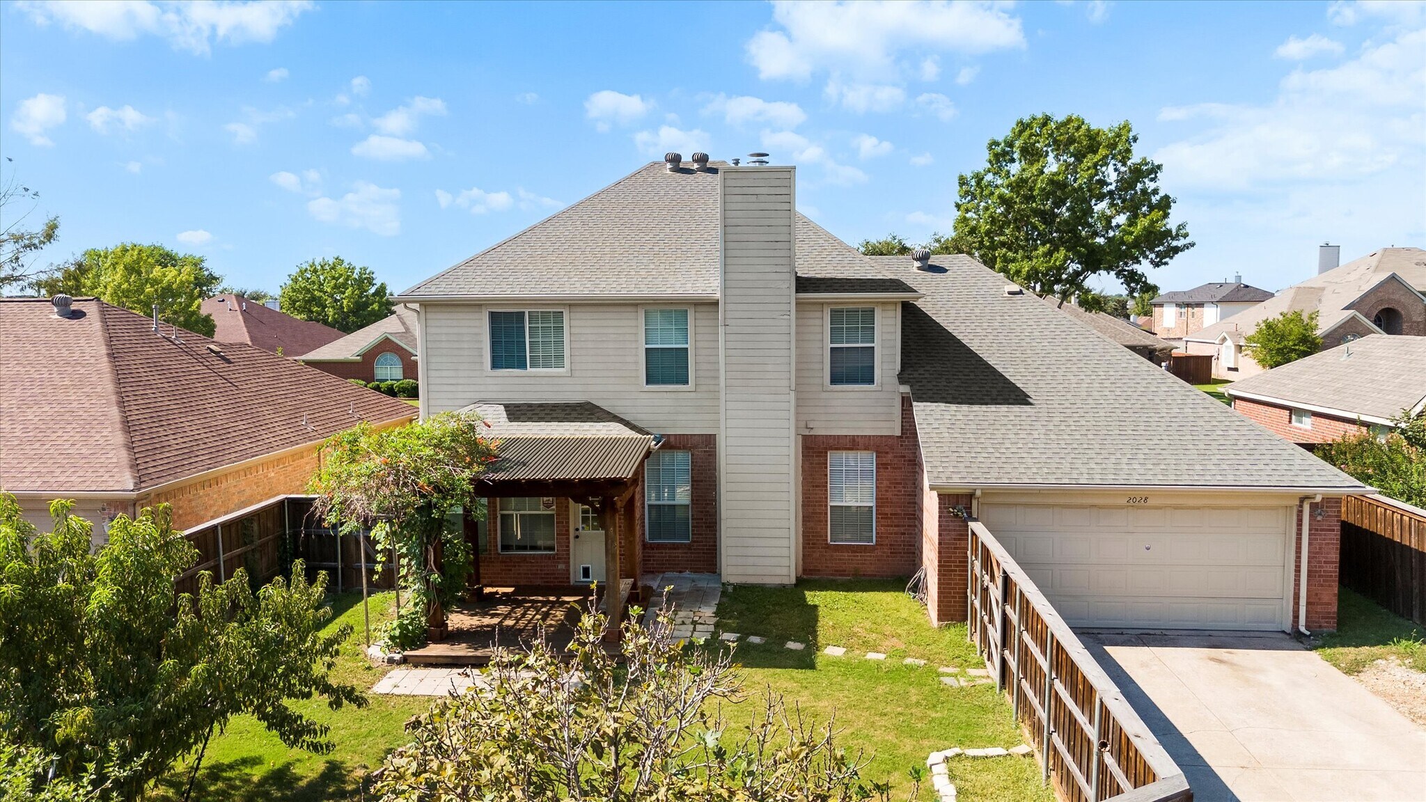 Building Photo - 2028 Austin Dr