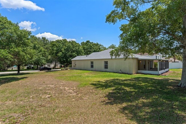 Building Photo - 16316 Meredrew Ln