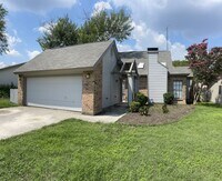 Building Photo - Anderson Mill Home 2 blocks from Noel Gris...
