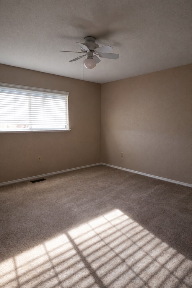 Building Photo - Carson City Home For Lease