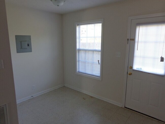 Building Photo - 1202 ASHRIDGE DRIVE