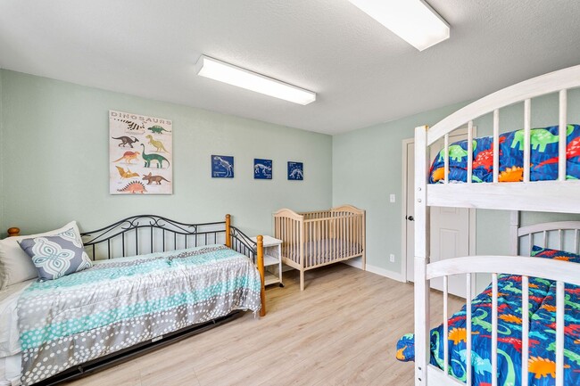 Building Photo - 4850A - Mandalay Shores/ Oxnard/ 5 bedroom...