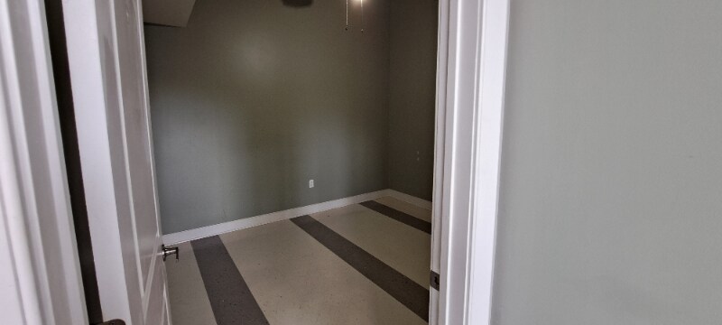 Building Photo - 200 Claremont Ave