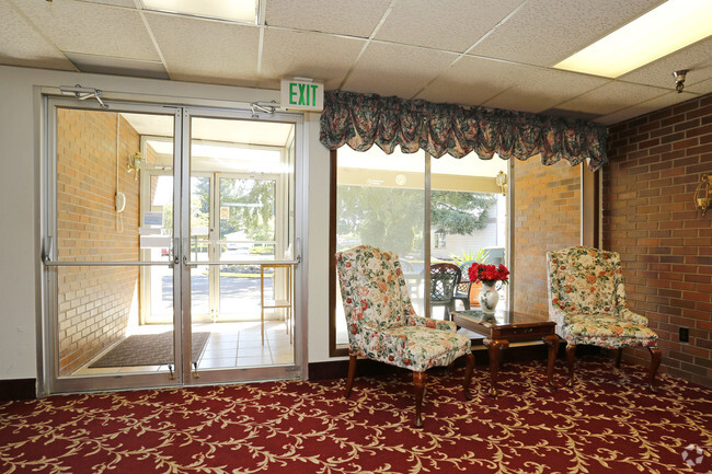 Interior Photo - Albany Court: 55+ Senior Community