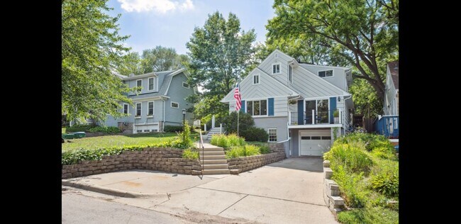 Parking Space for 4 cars: 1 car garage, long driveway to accommodate 2, & 1 car port. - 2740 Alabama Ave S