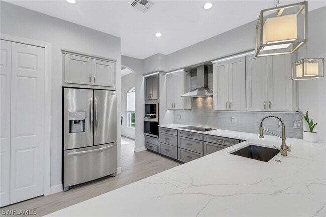 Building Photo - 19946 Estero Verde Dr