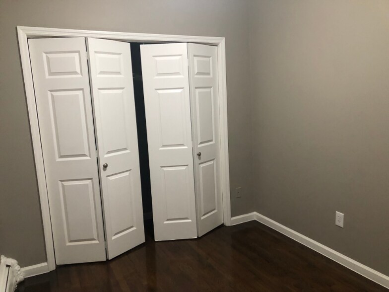 Building Photo - 5110 Palisade Ave