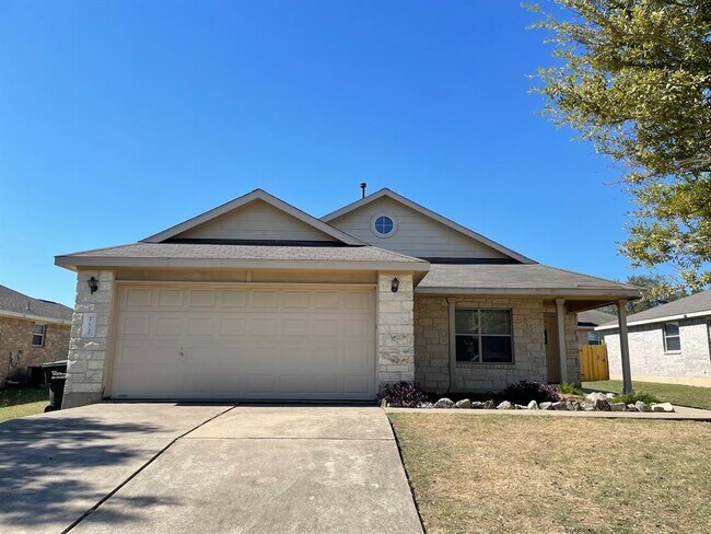 Building Photo - 112 Cowboy Cove