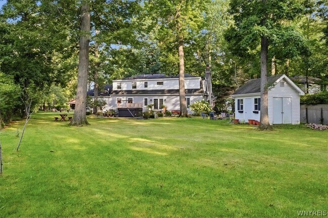Building Photo - 125 Amberwood Dr