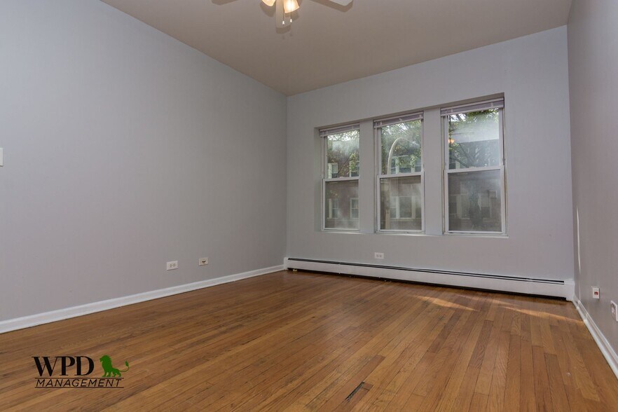 Building Photo - 1506 W 80th St