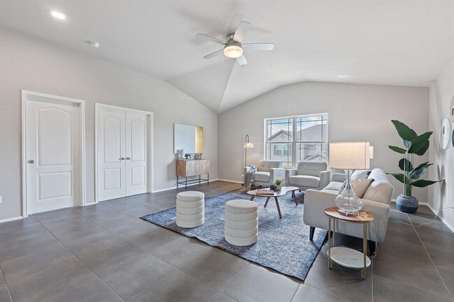 Building Photo - 6224 Aviara Dr