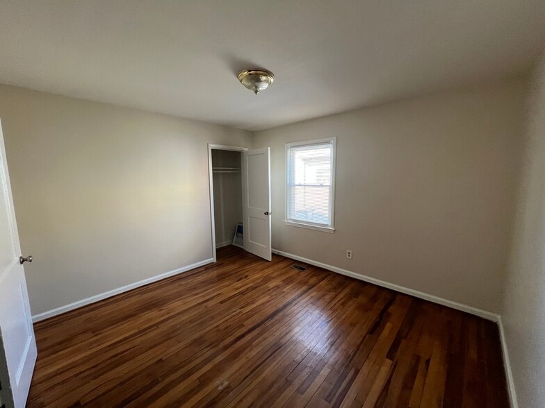 Bedroom #1 with Closet - 602 Warren St