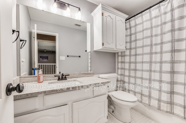 Building Photo - 3509 Druid Way