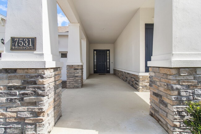 Building Photo - 7531 Mandarin Grv Wy