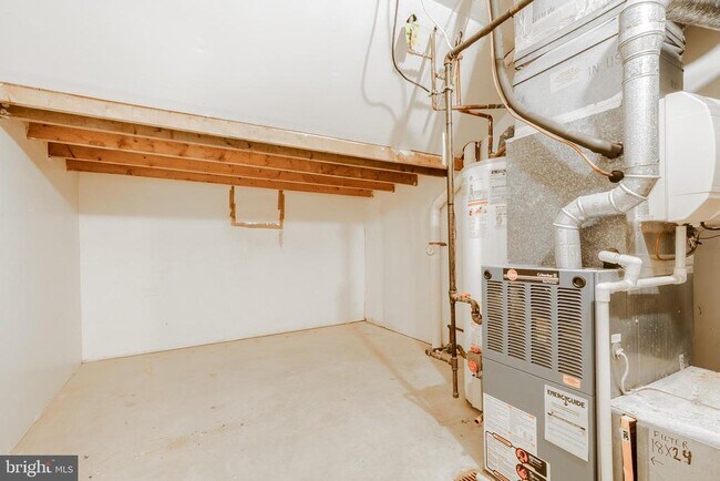 Building Photo - 7711 Shootingstar Dr