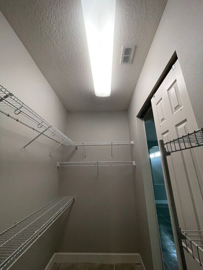 Building Photo - BAY ISLE-POOL HOME-14332 Hampshire Bay Cr. Winter Garden, FL 34787