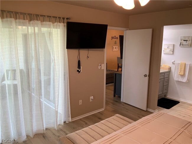 Building Photo - 839 SW 48th Terrace