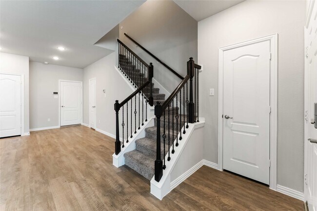 Building Photo - 12711 Taymouth Manor Dr