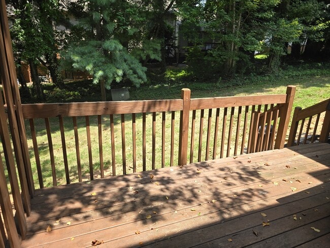 Building Photo - 2733 Crosswinds Dr