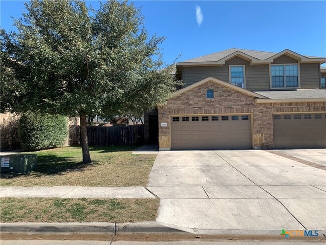 Primary Photo - 1137 Brown Rock Dr