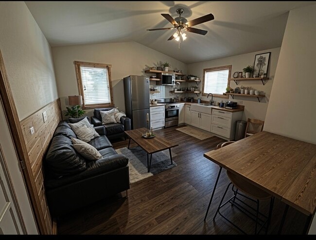 Building Photo - 33930 BAILEY Ct