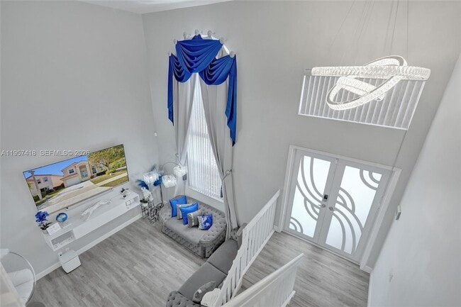 Building Photo - 2001 Barcelona Terrace