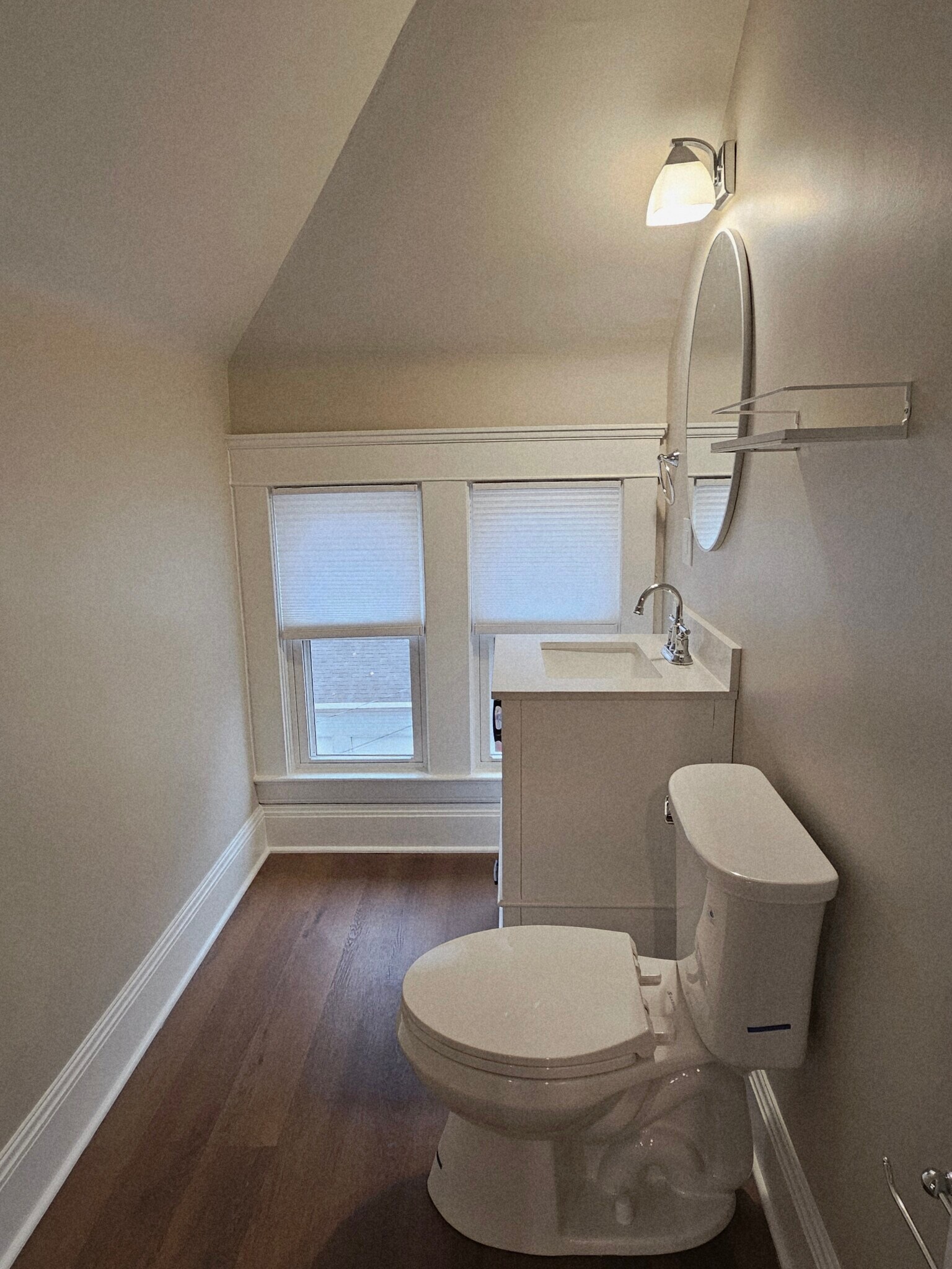 Building Photo - 9715 Clifton Blvd