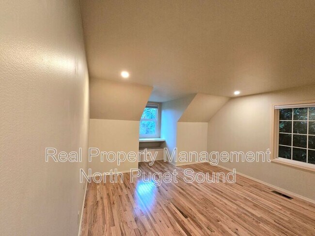 Building Photo - 18213 157th Ave NE