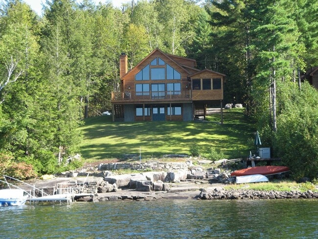 Building Photo - 1173 S Maverick Ct