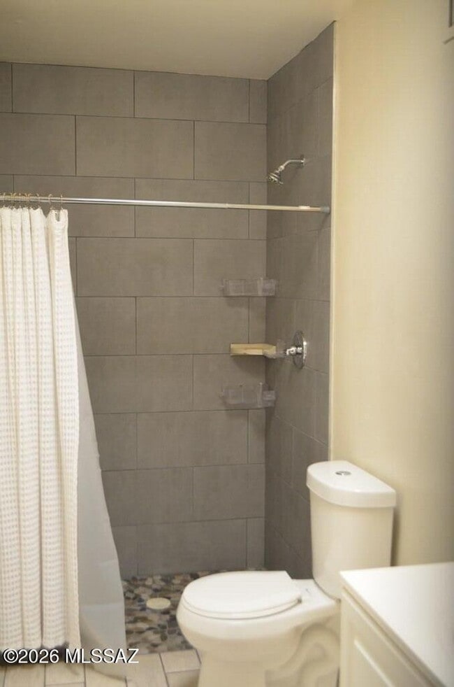 Building Photo - 9159 E Broadway Blvd