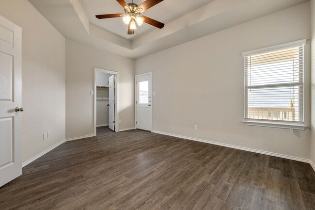 Building Photo - 9211 Canyon Bnd