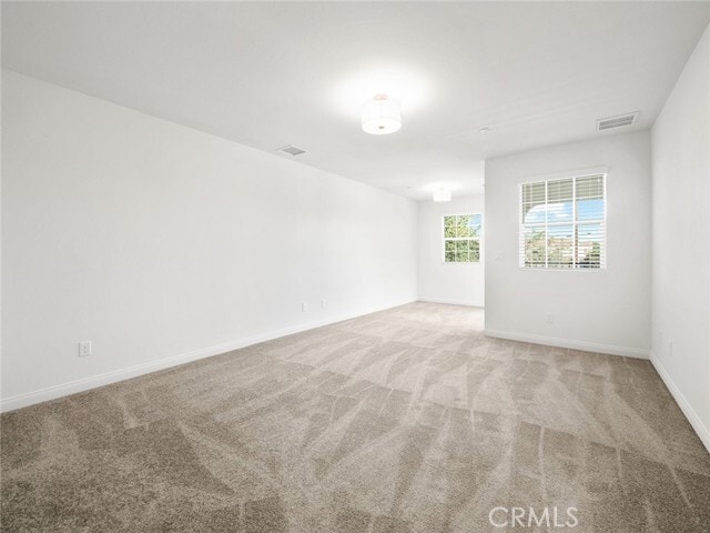 Building Photo - 1325 W Grand Ave