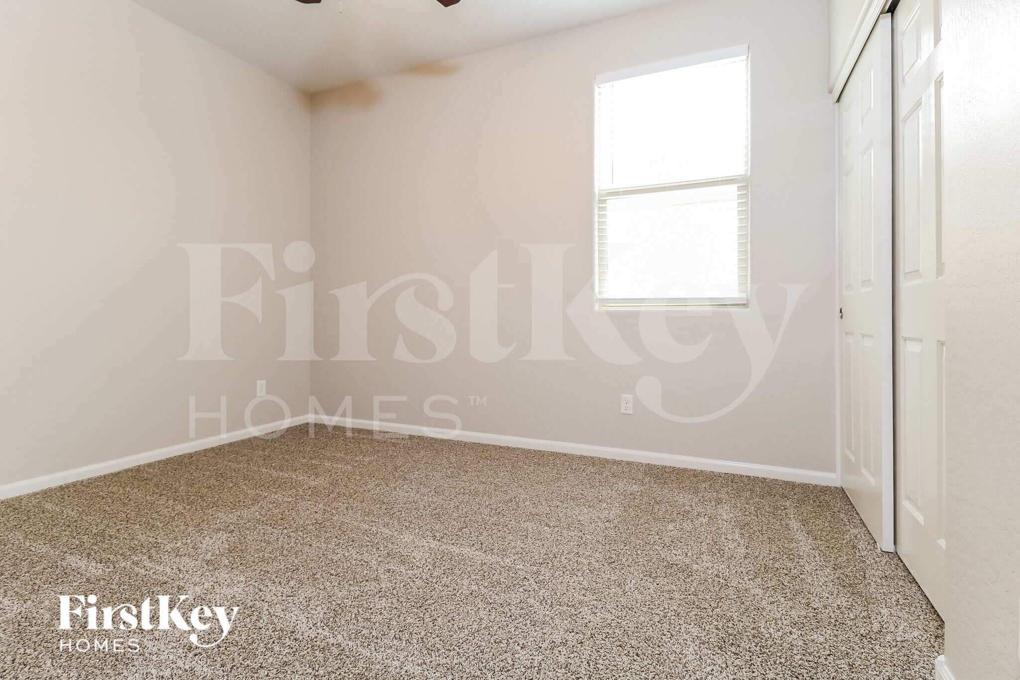 Building Photo - 17044 W Mohave St