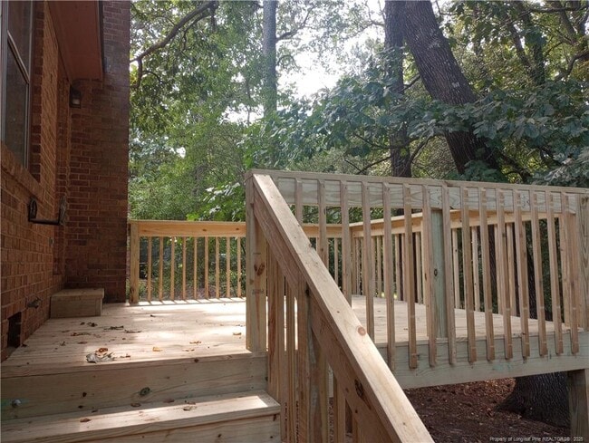 Building Photo - 1711 Valley Ridge Dr