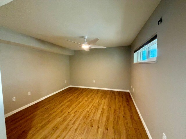 Building Photo - 7028 Sevilla Ct