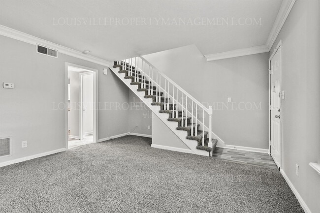 Building Photo - 3418 Clingstone Way