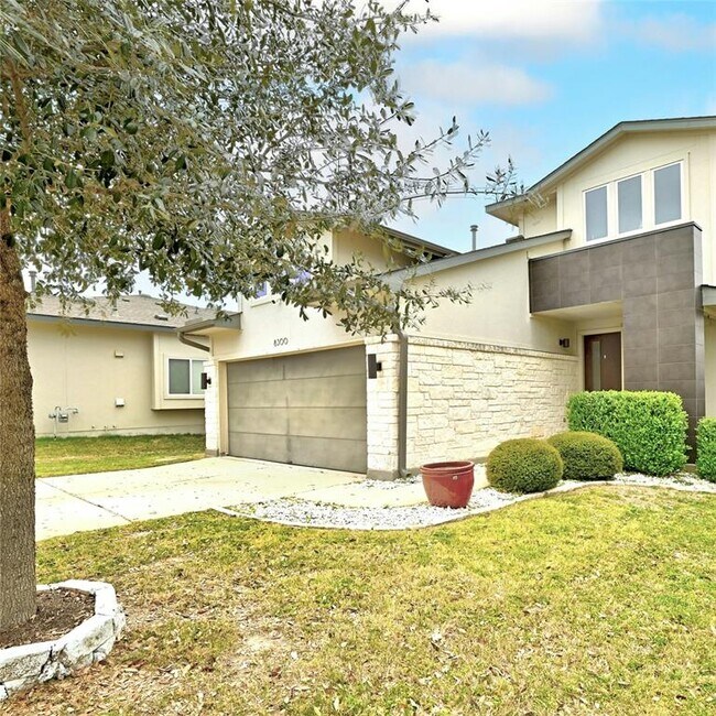 Building Photo - 8300 Brahma Dr